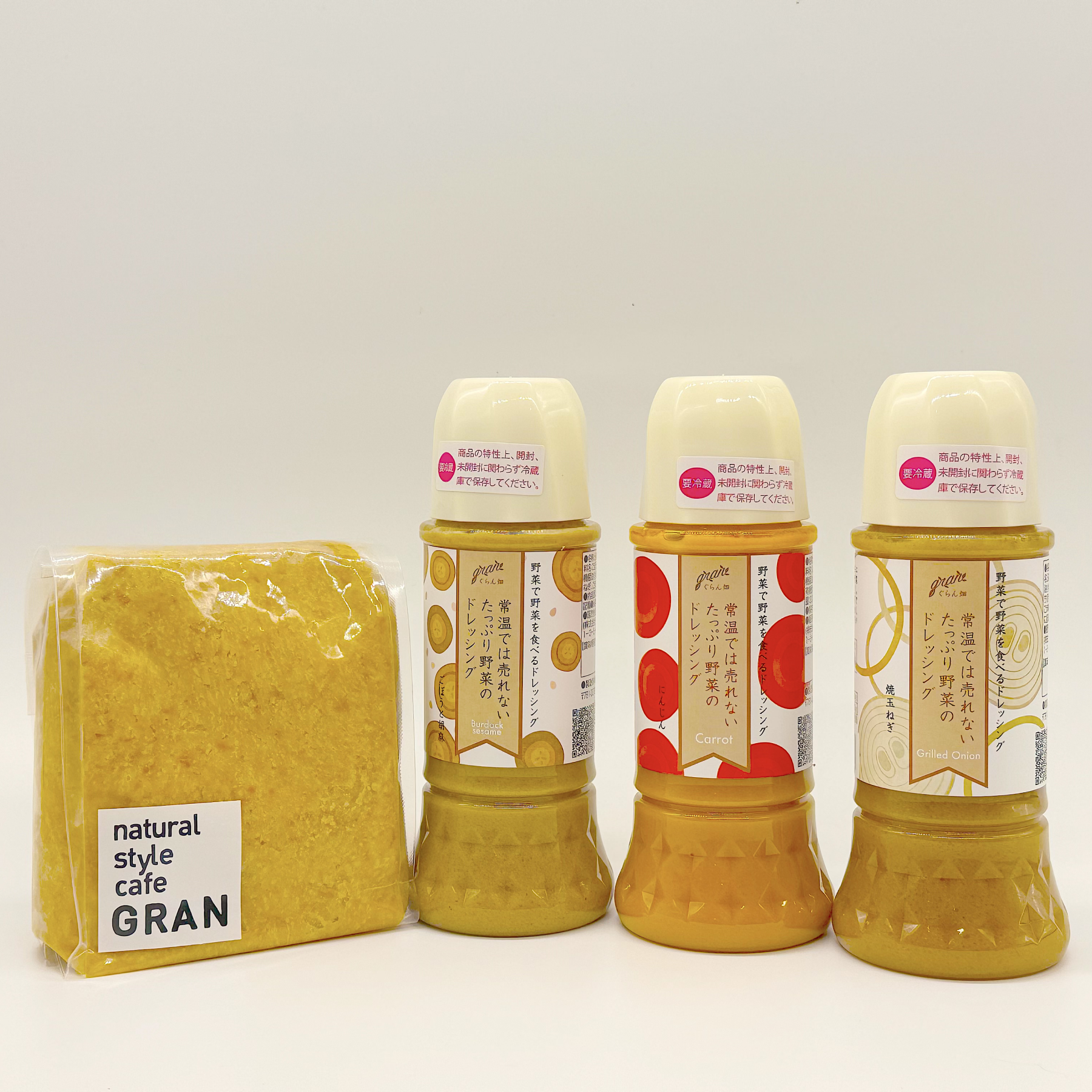 自慢のお味噌とドレッシングのギフトボックス